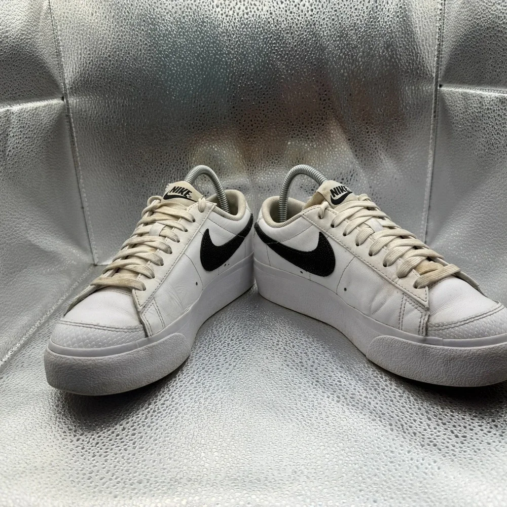 Size‎ 7 Nike Blazer Low White Womens Lace-Up Platform Athletic Shoes DZ5210-100